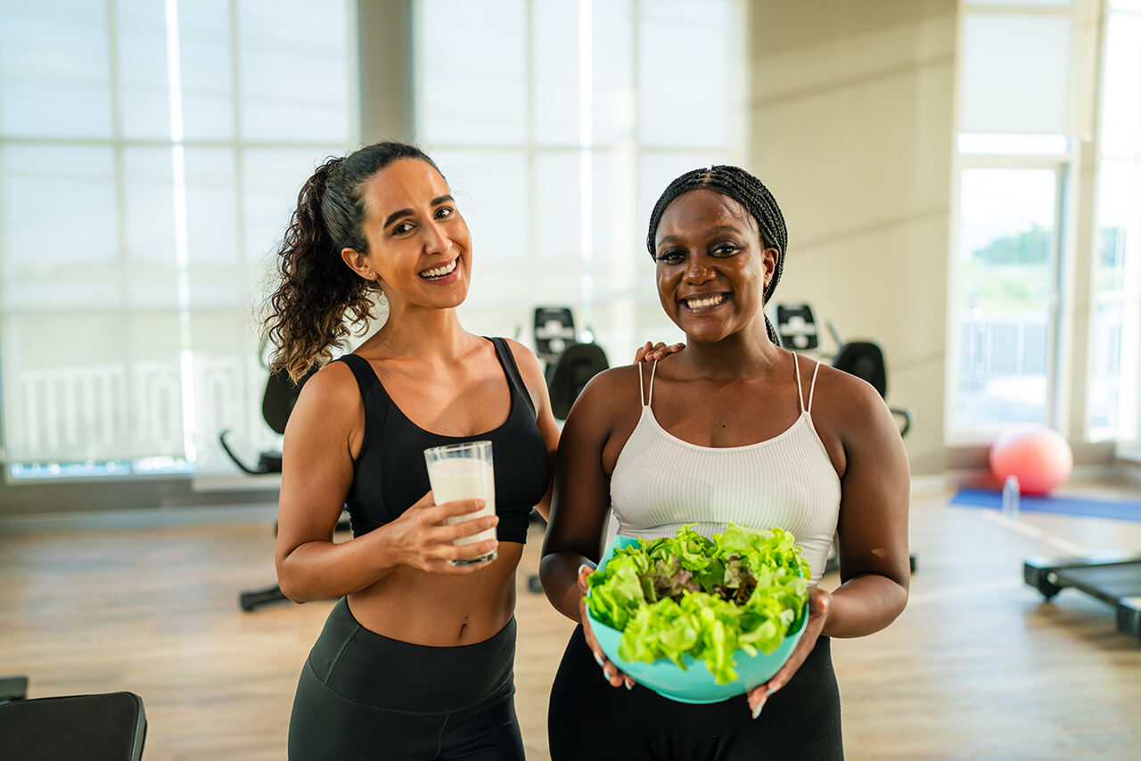 fitness-exercising-in-gym-2024-10-24-02-16-11-utc (1)